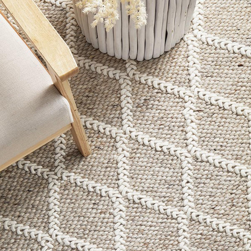 rug-wool-diamond-pattern-modern-coastal-scandi-natural-textured