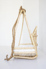 hanging-chair-rattan-natural